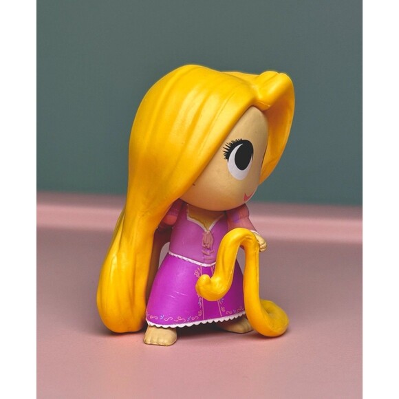 Funko Pop Disney Princess  Rapunzel  2021 Tangled 2.5-2.75” - Picture 2 of 6
